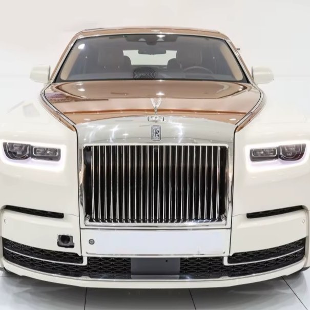 2018 Roll S-R Oyce Phan Tom Cornish White + Golden Ready to Ship Good Condition With Auto Transmission Kei Model Bus